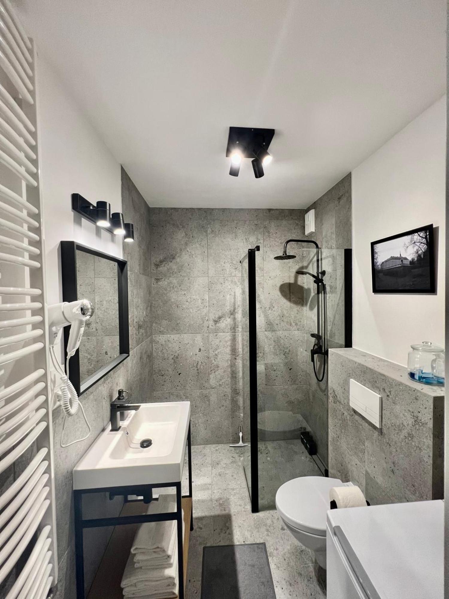 Apartament Przytuly 4, Self Check In, Parking, Blisko Lotniska Жешов Екстериор снимка