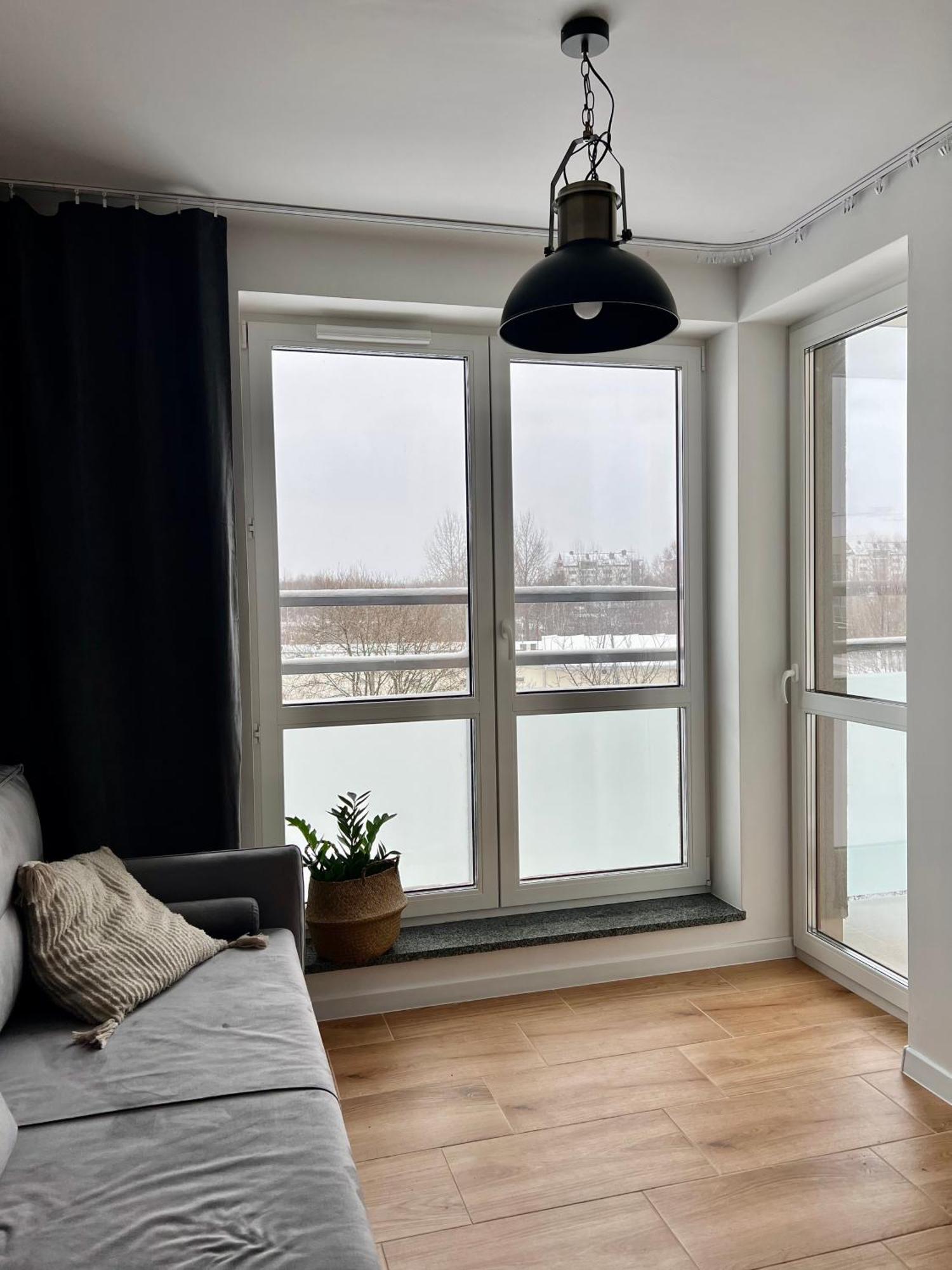 Apartament Przytuly 4, Self Check In, Parking, Blisko Lotniska Жешов Екстериор снимка