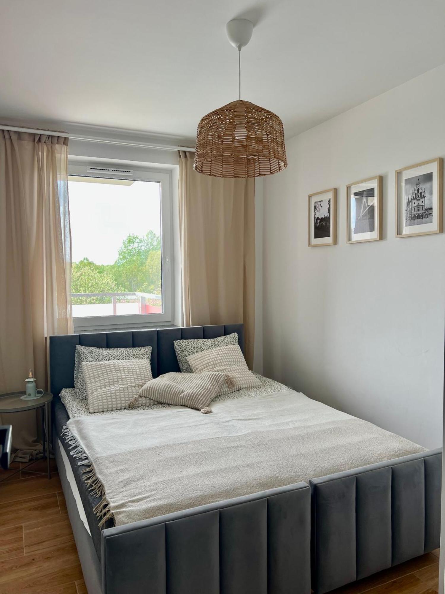 Apartament Przytuly 4, Self Check In, Parking, Blisko Lotniska Жешов Екстериор снимка